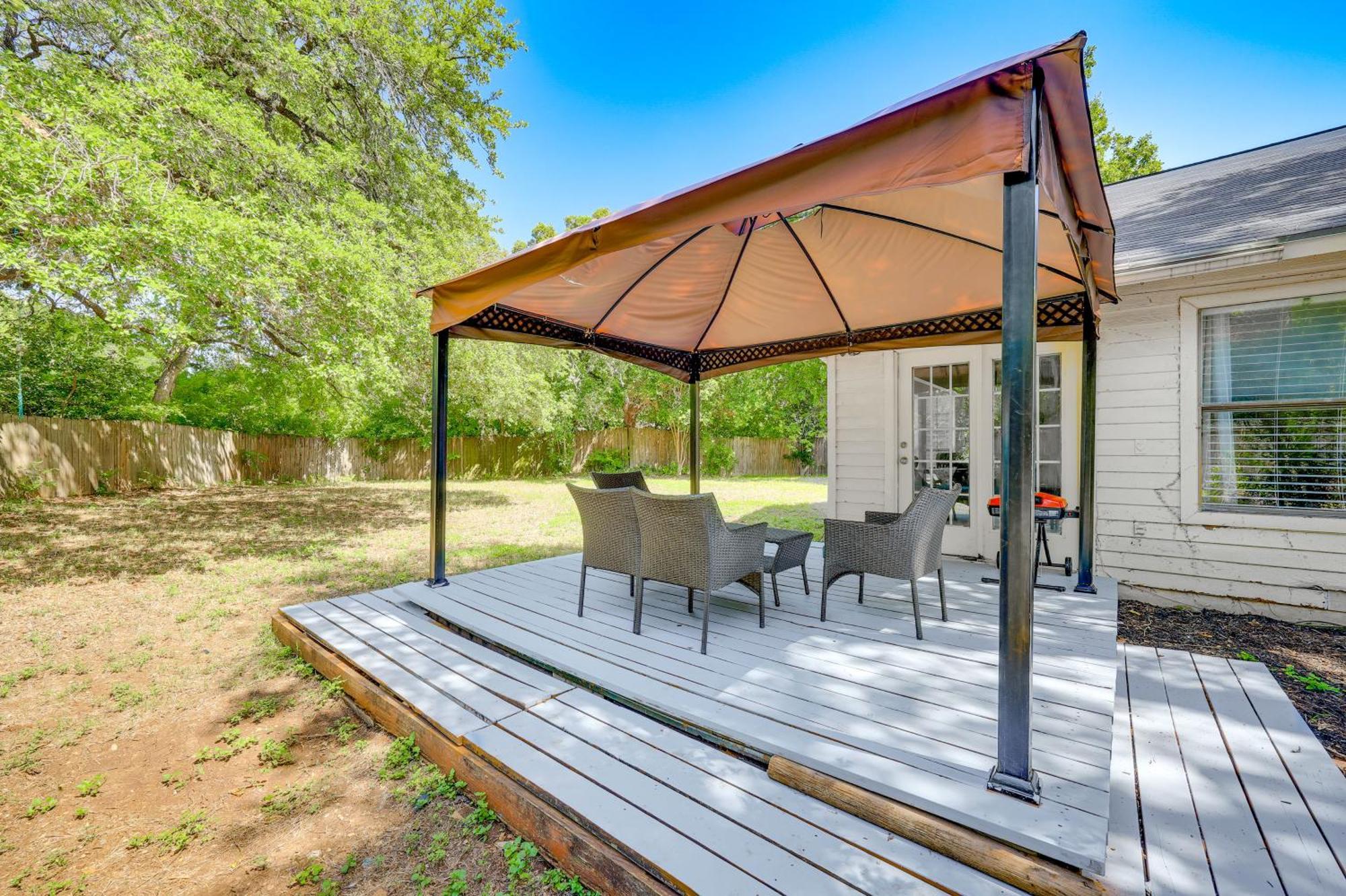 Spacious San Antonio Home Google Fiber, Game Room Extérieur photo