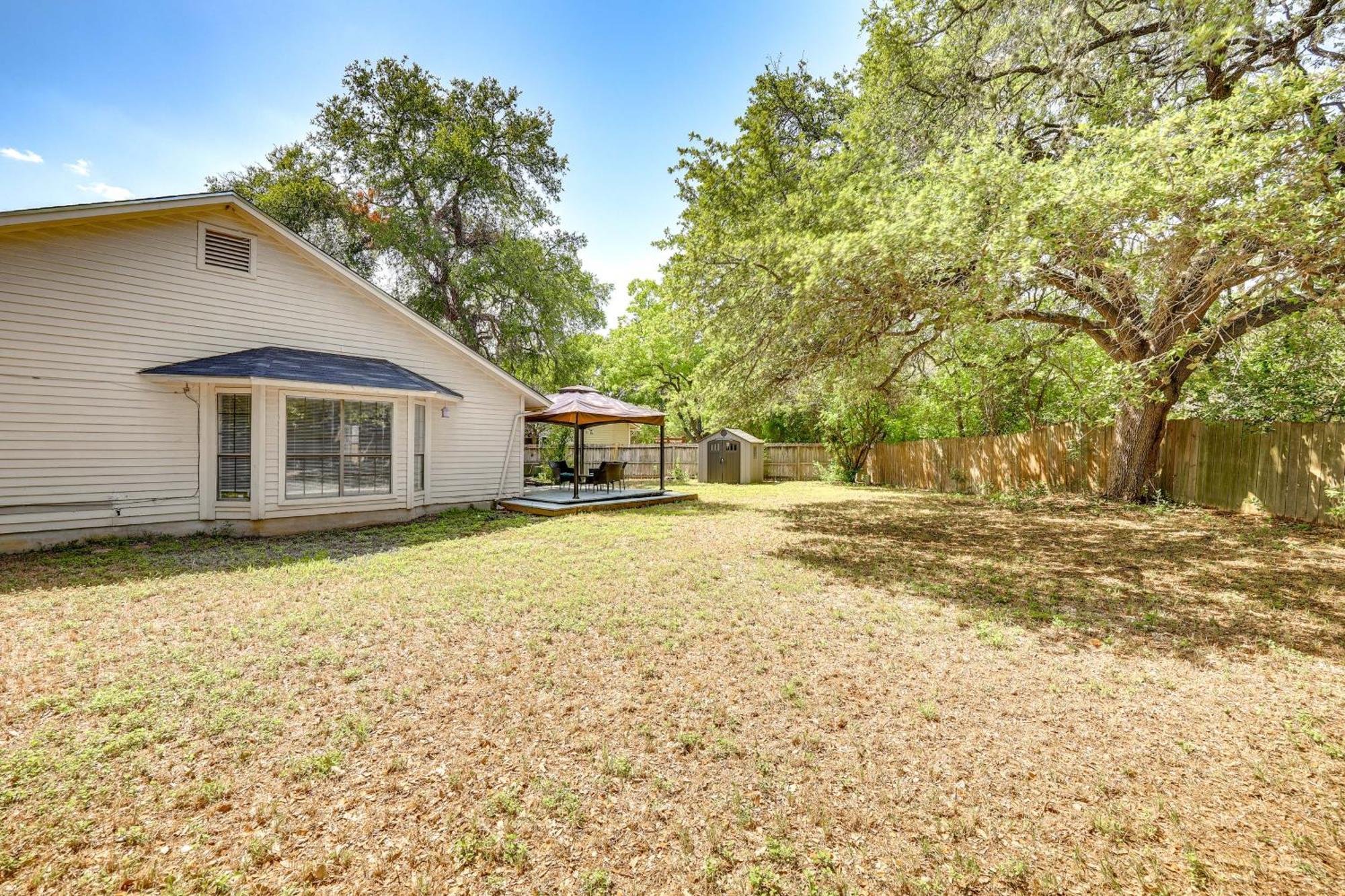 Spacious San Antonio Home Google Fiber, Game Room Extérieur photo